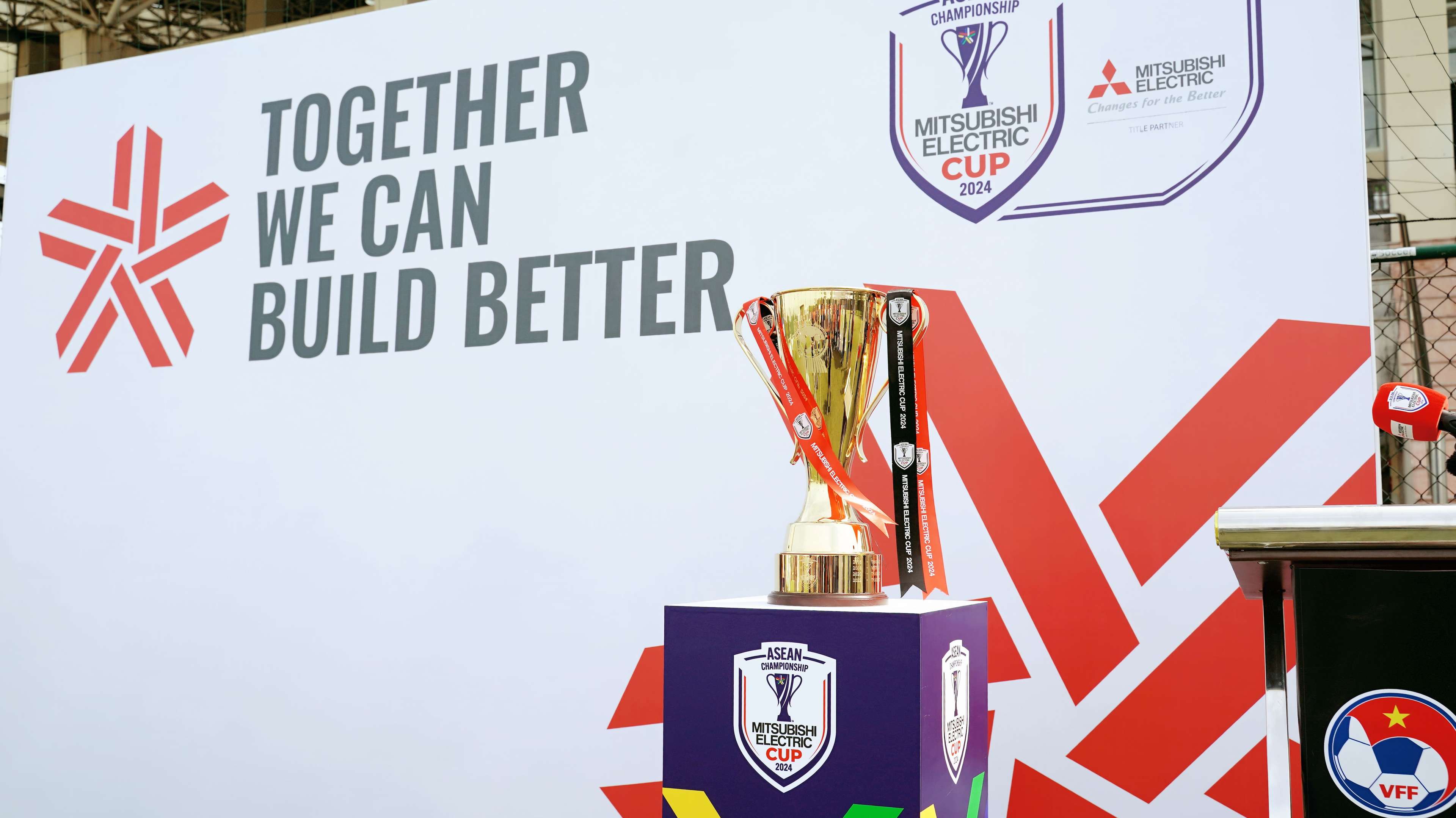 的三号人物 的三号人物