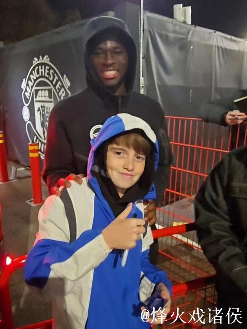 巴莱巴首谈转会曼联传闻，否认因此摆烂！曝曼联欲出售6000万铁腰