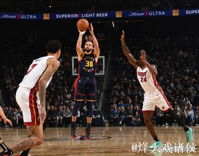 库里31分无力回天,约维奇20分带领热火力克勇士止连败 库里31分无力回天,约维奇20分带领热火力克勇士止连败